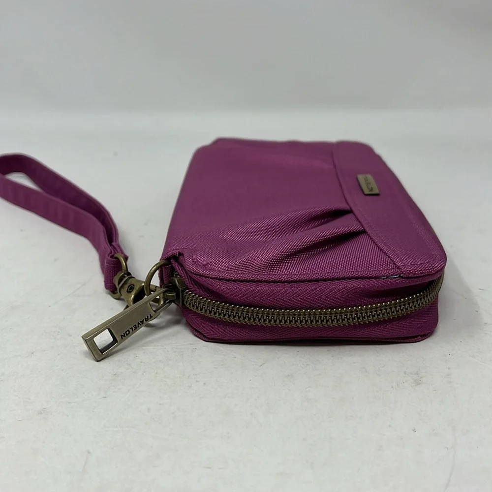 TRAVELON Wristlet RFID Signature Purple  Pleated Double Zip Clutch